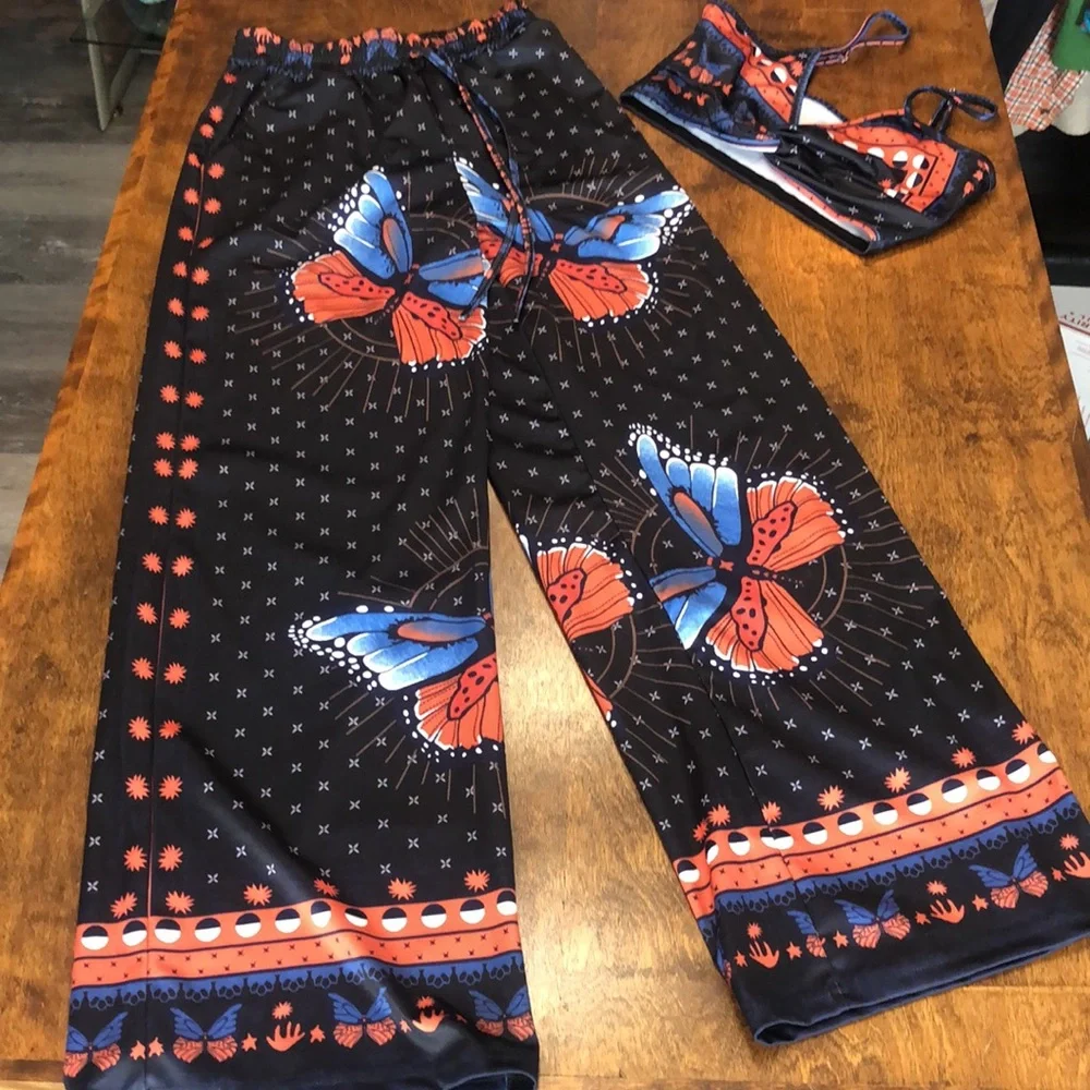 Butterfly‎ two piece outfit S - Picture 2 of 16